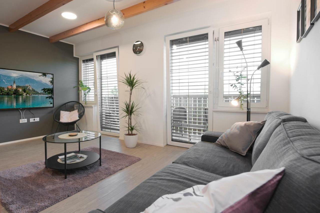 Apartmaji Nija Bled Eksteriør billede